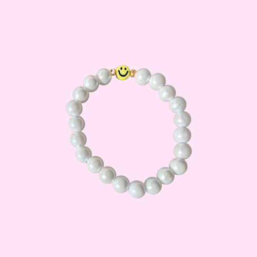 Smiley pearls bracelet